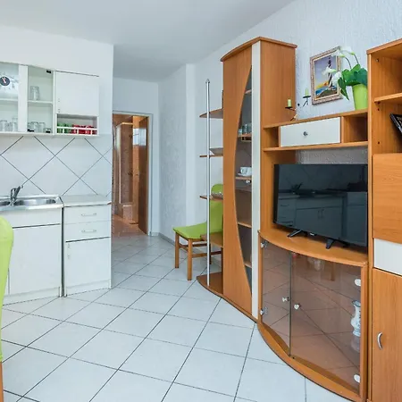 Apartman By The Sea - 20203 Vir